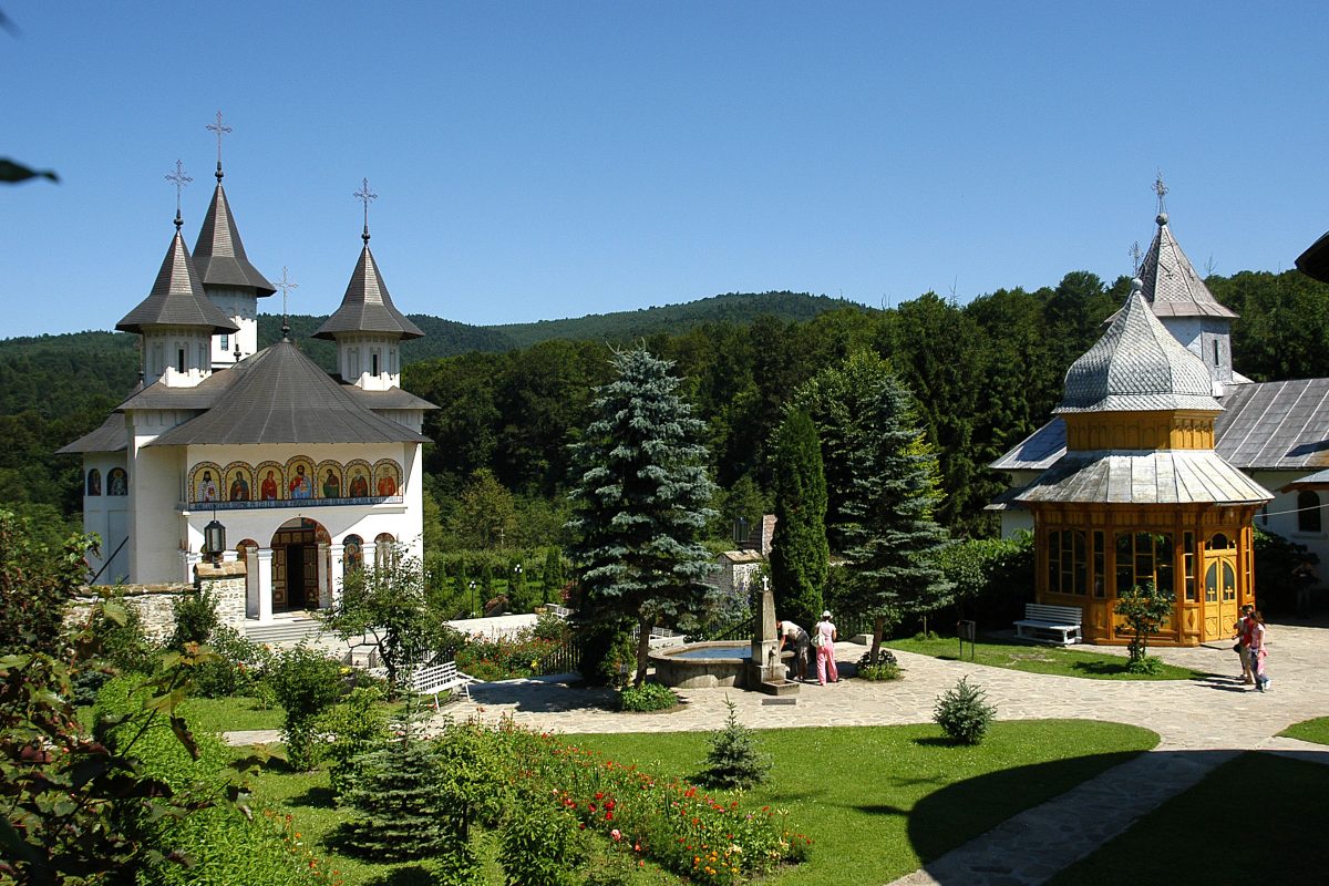 PELERINAJ ÎN MOLDOVA 15-16 OCTOMBRIE 2022