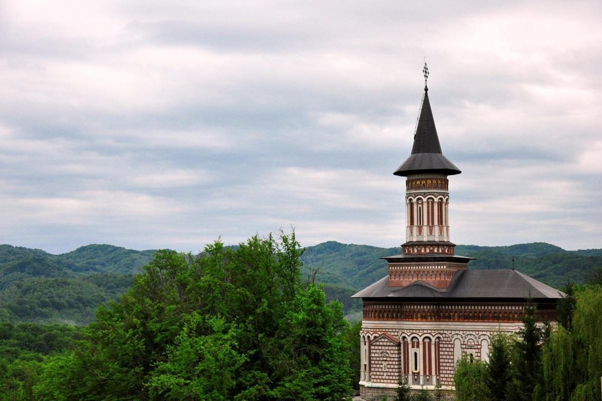 PELERINAJ LA MĂNĂSTIRILE DIN MARAMUREȘ 03-05 SEPTEMBRIE 2021