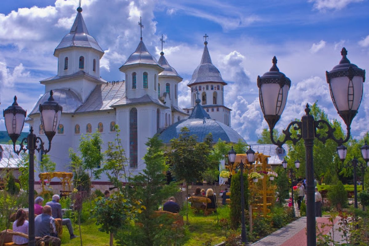 PELERINAJ LA MĂNĂSTIRIREA PONOR ȘI TRANSFĂGĂRĂȘAN 10-12 SEPTEMBRIE 2021