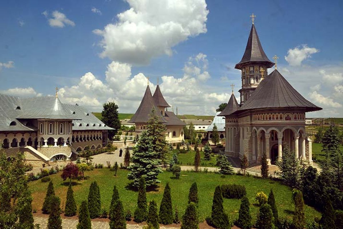 PELERINAJ LA MĂNĂSTIRILE DIN MOLDOVA 06-07 MARTIE 2021