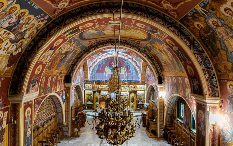 PELERINAJ LA MĂNĂSTIREA COTMEANA 08 APRILIE 2023