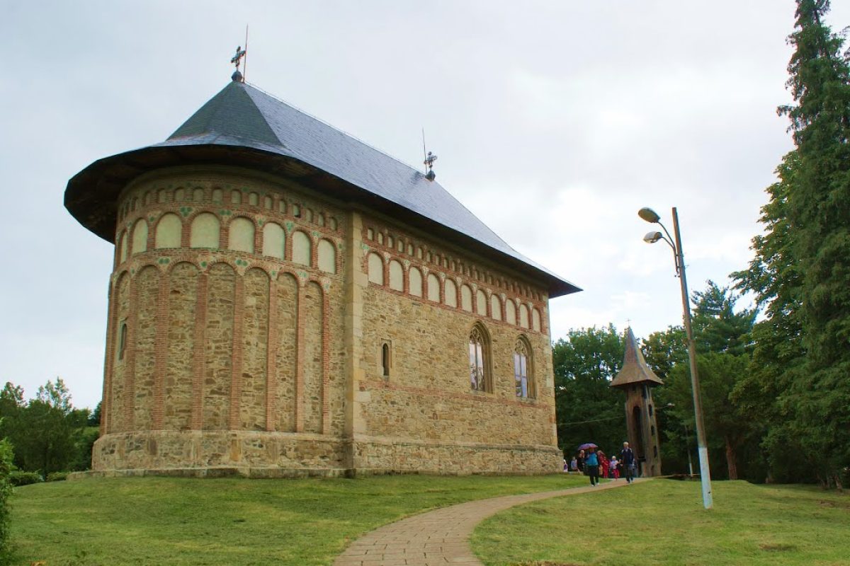 PELERINAJ LA BISERICA DOMNEASCĂ DIN BORZEȘTI 07 FEBRUARIE 2026